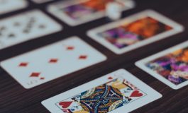 Welke termen zijn belangrijk voor het spelen van Blackjack?