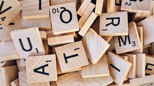 Hoe overwin je uitdagingen in taalbarrières?